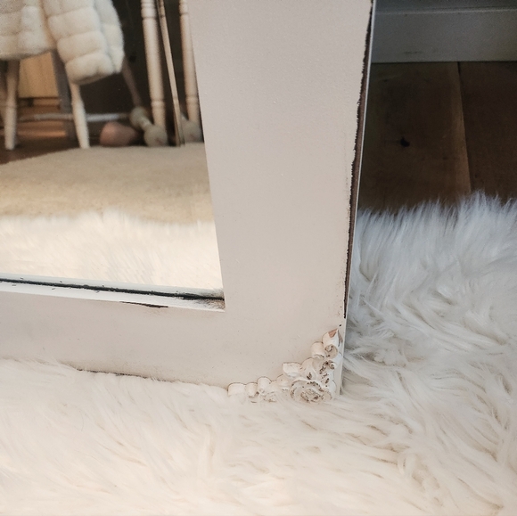 Shabby chic Hand Painted mirror - Picture 4 of 6